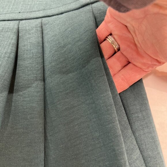 Vince Womens S Pleated Front Mini Skirt Dark Green Pockets Back Zip - Picture 3 of 6